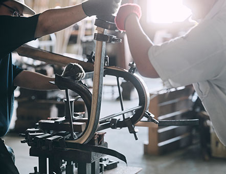 無垢材を三次元に曲げる比類なき技術