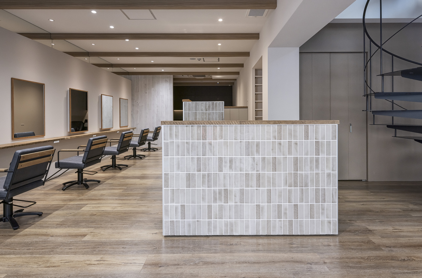 セット面〜レセプション