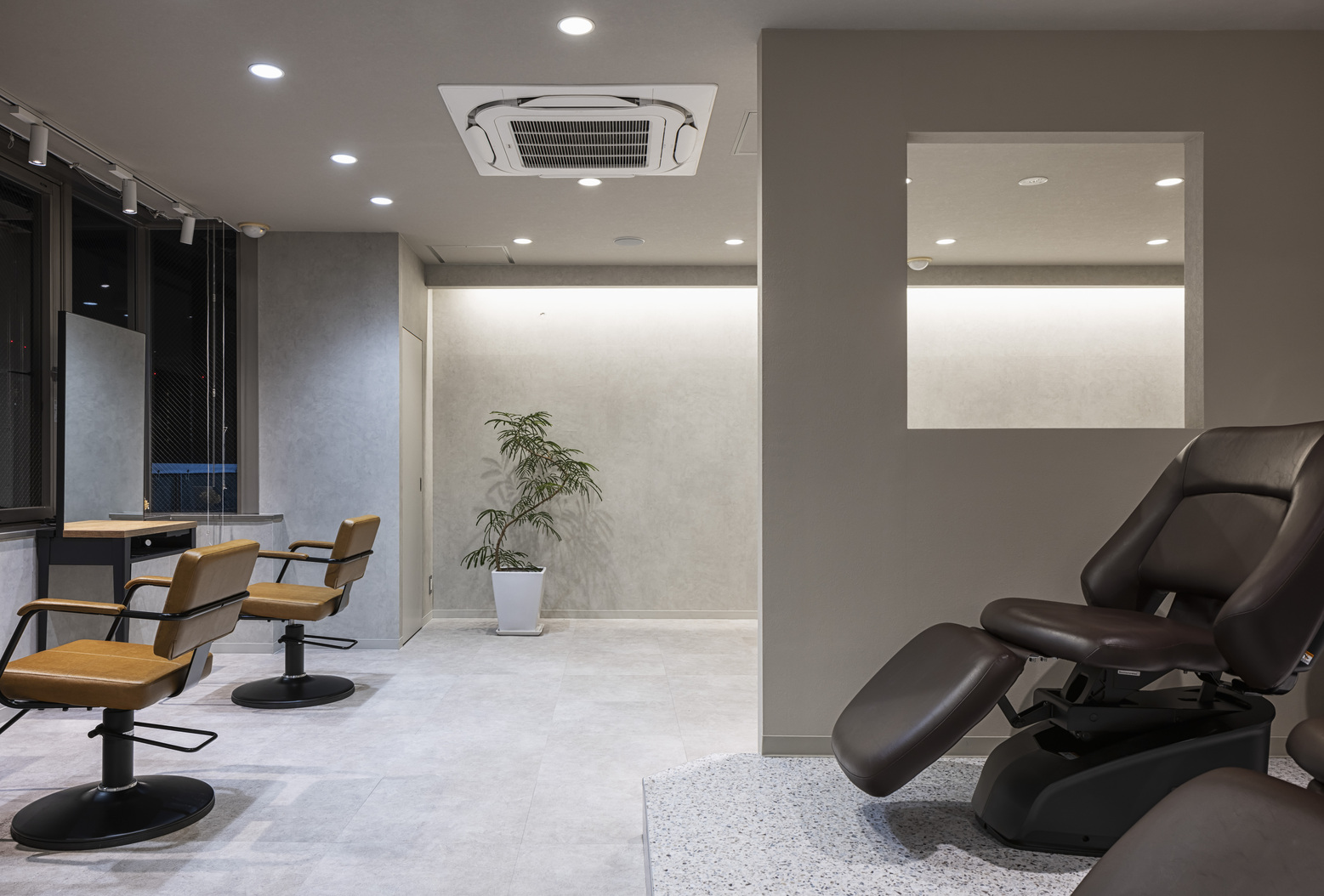 セット面〜シャンプーブース