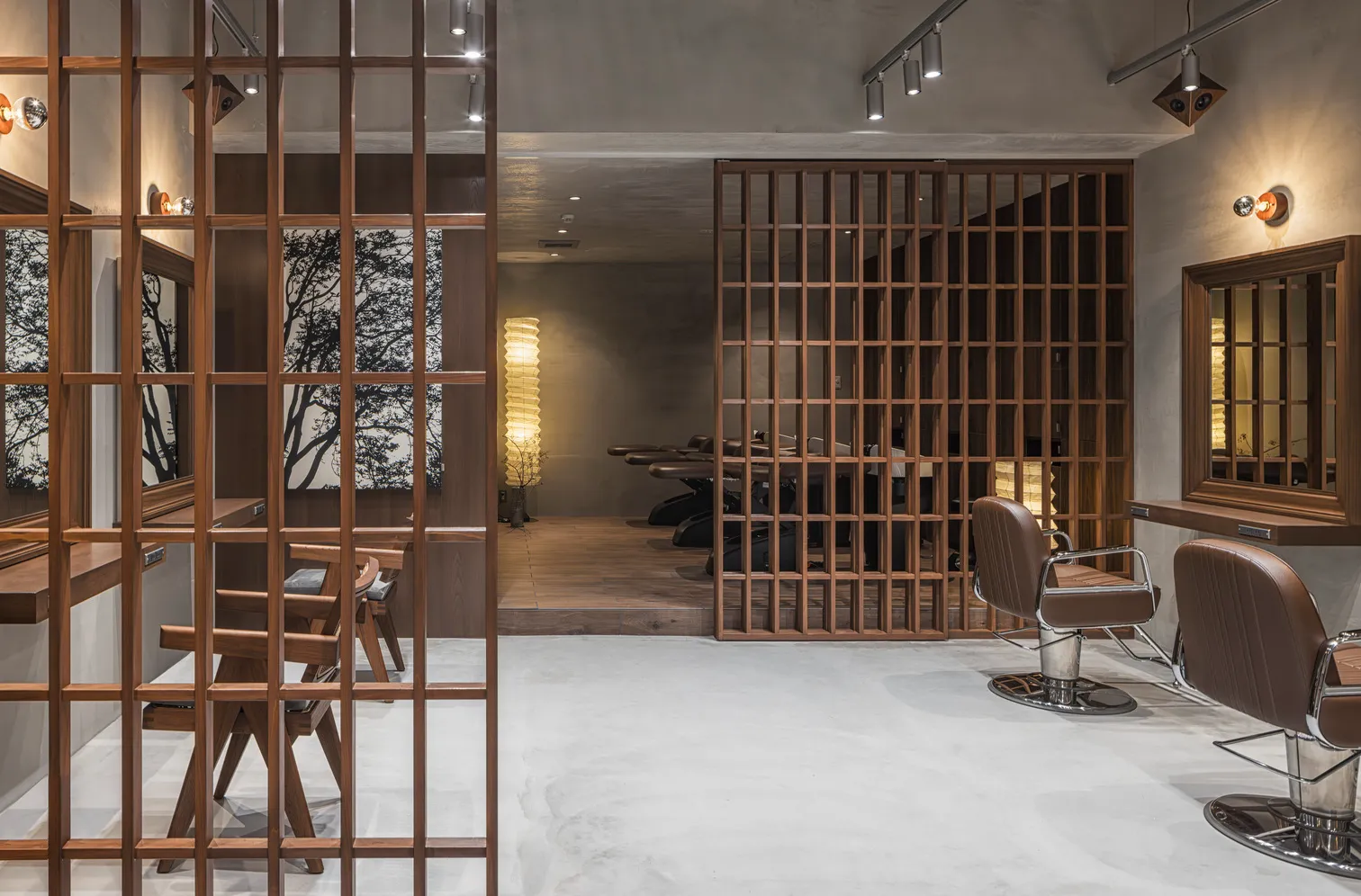 セット面〜シャンプーブース(間仕切りオープン)