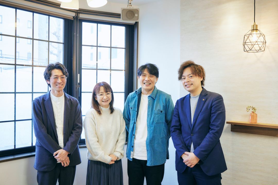 草刈さんご夫婦とタカラベルモント担当